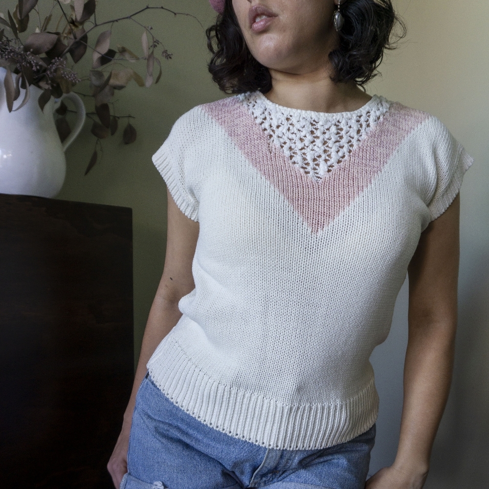 Knit sleeveless sweater